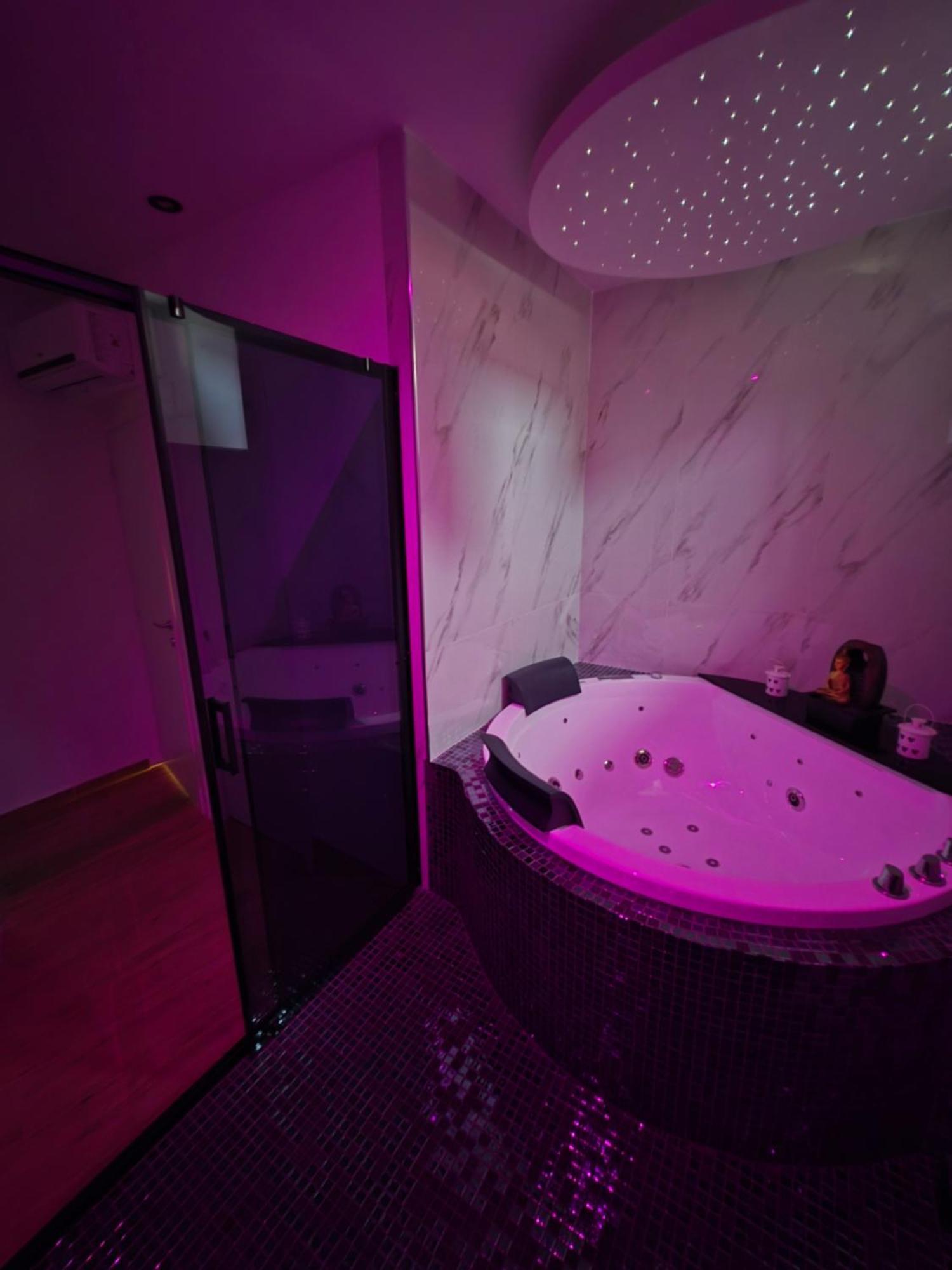 elite apartment spa CTA Exterior foto